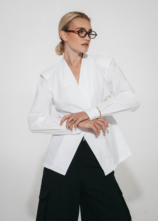 Blouse portefeuille asymétrique en popeline