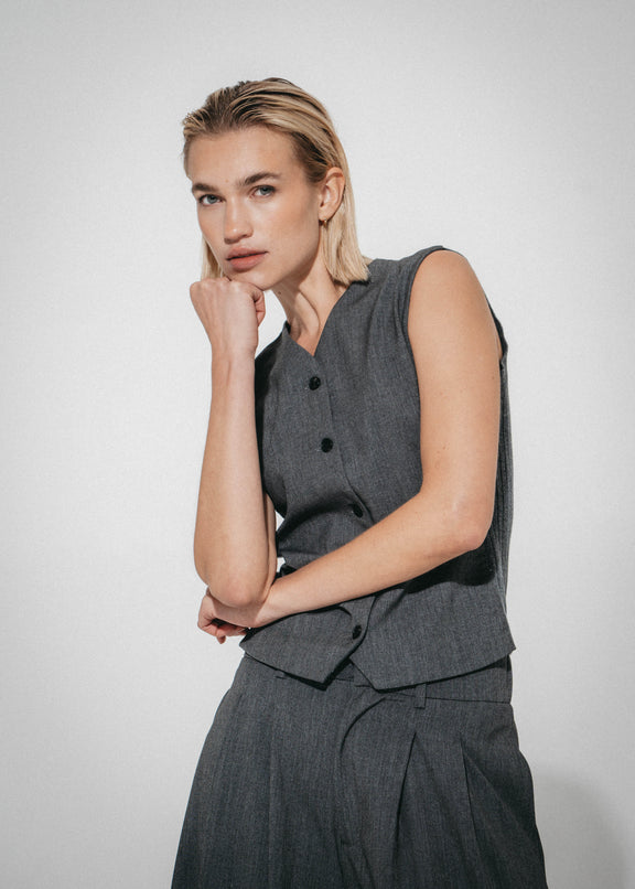 Oda back knitted Viskose Weste | Grey