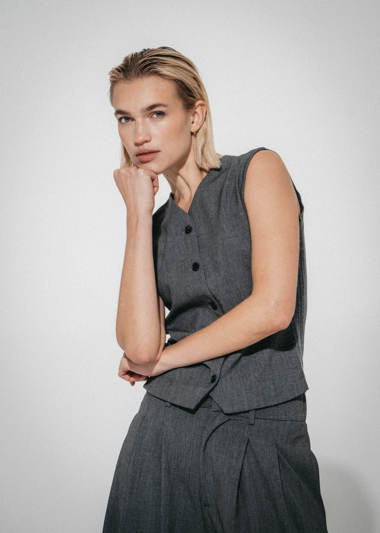 Oda back knitted Viskose Weste | Grey
