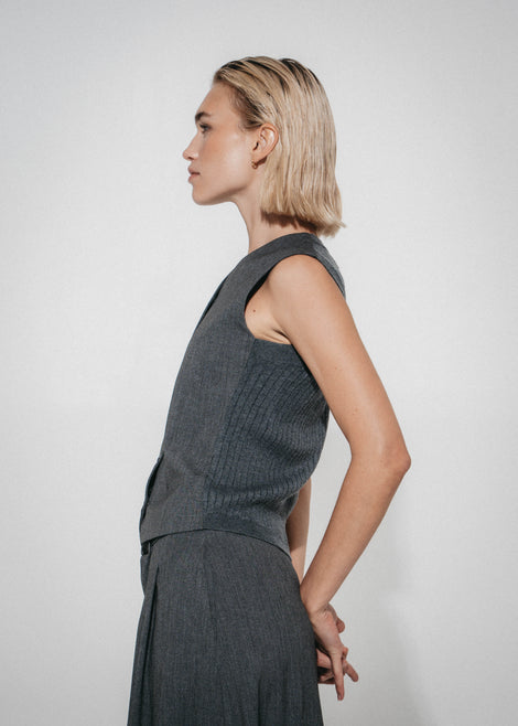 Oda back knitted Viskose Weste | Grey
