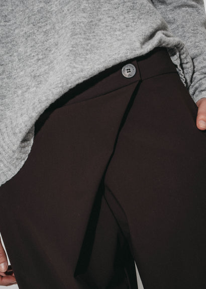 Pantaloni Sossio in tessuto Sensitive Tech | Cioccolato