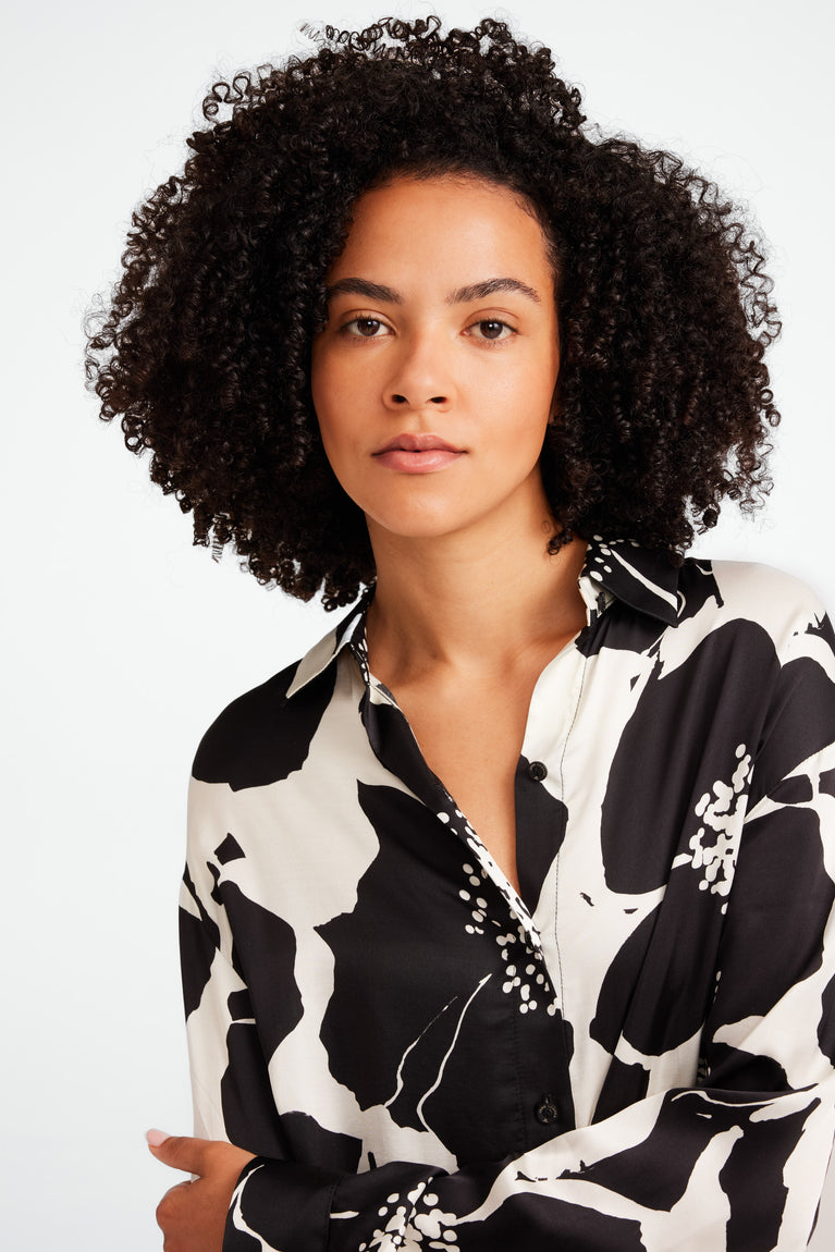 Avine printed shine viscose blouse | Black