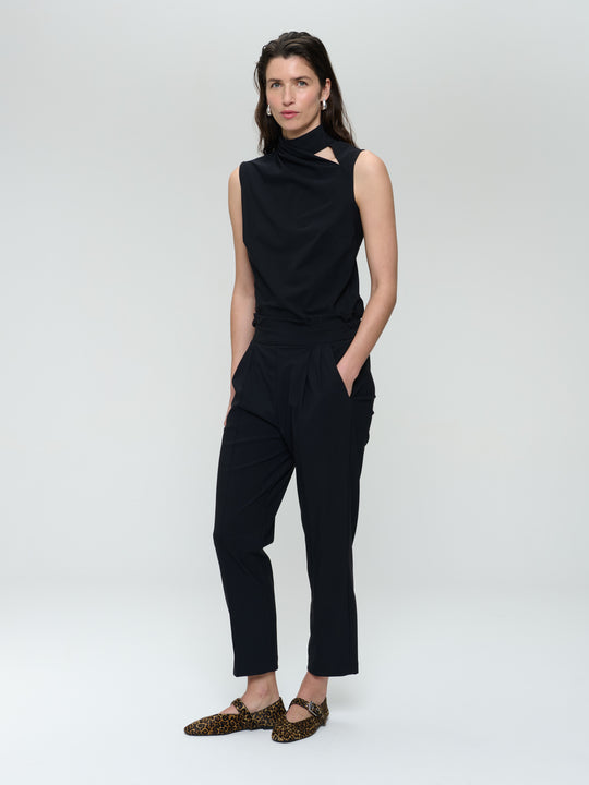 Naomi stretch top