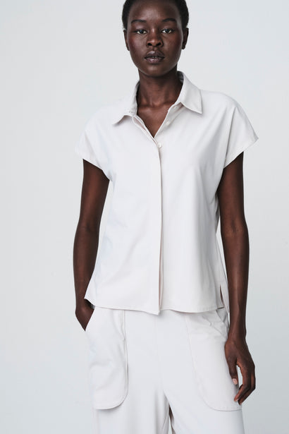 Wilma Struktur-Tech-Jersey-Bluse | Sand