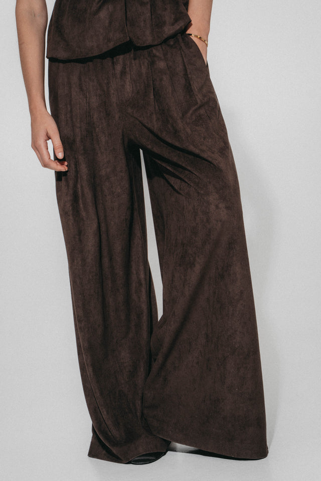 Arabel suede effect Hose | Dark Brown