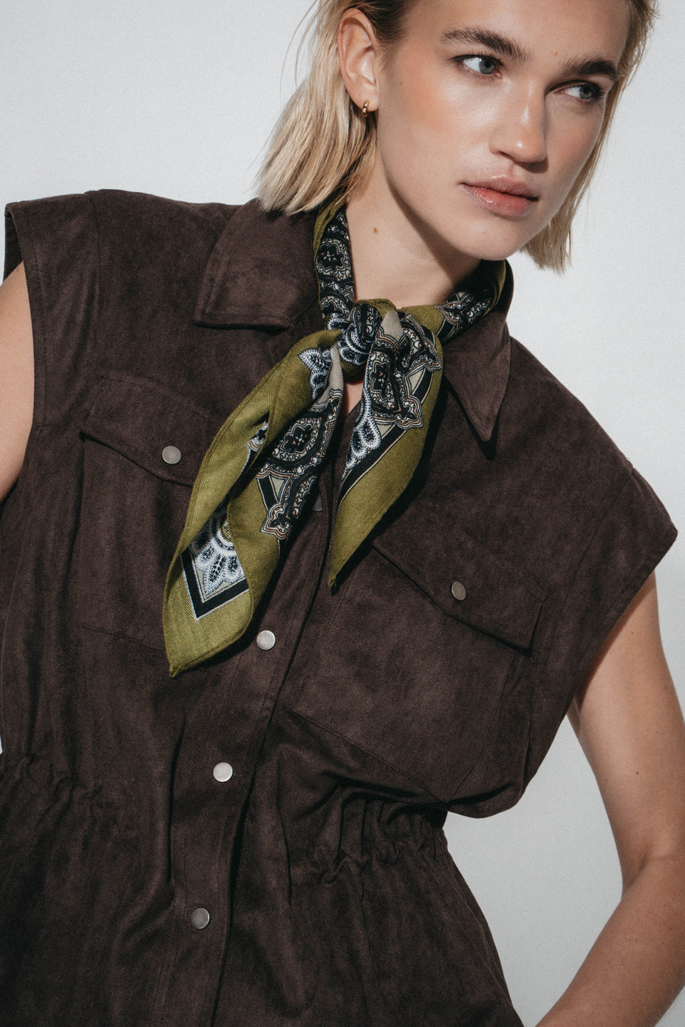 Arden suede effect vest | Dark Brown