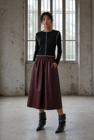 Janette top 26 | Black White