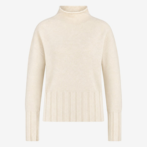 Viscose Naadloos Geverfd pullover NB2275 | Ecru