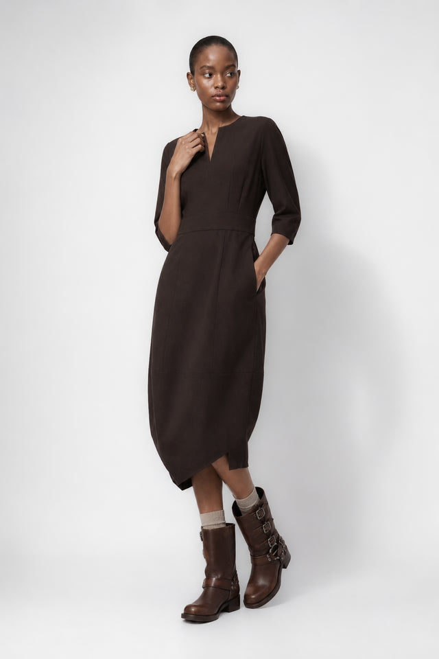 Sasha Kleid Sensitive tech fabric | Chocolate