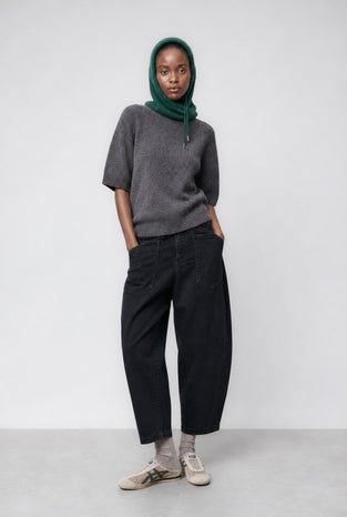 Slouchy black barel jeans | Black