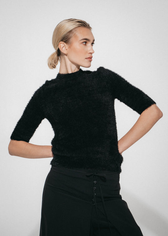 Soft knitted short sleeves top